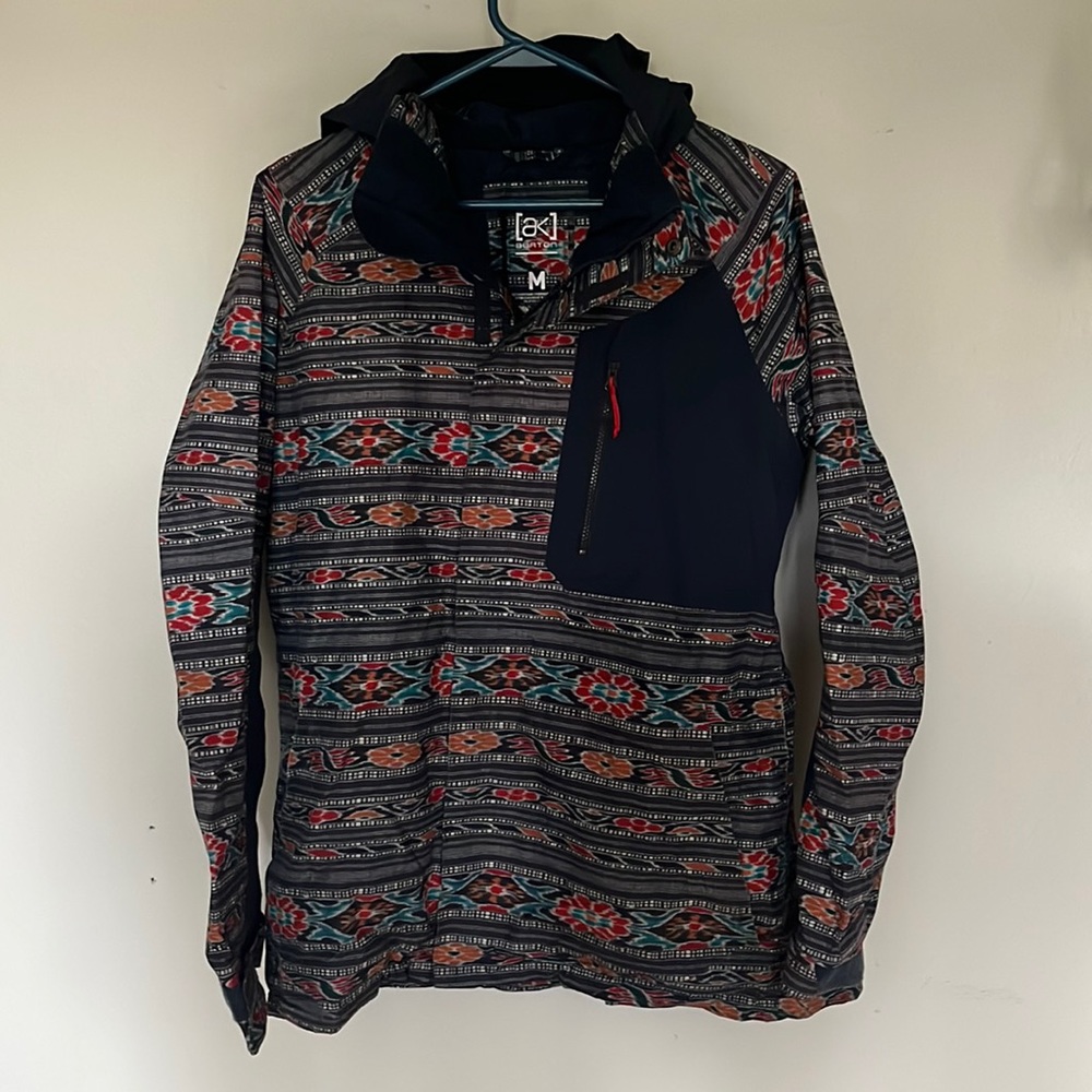 Women’s Burton AK Embark Jacket Medium Gore-tex